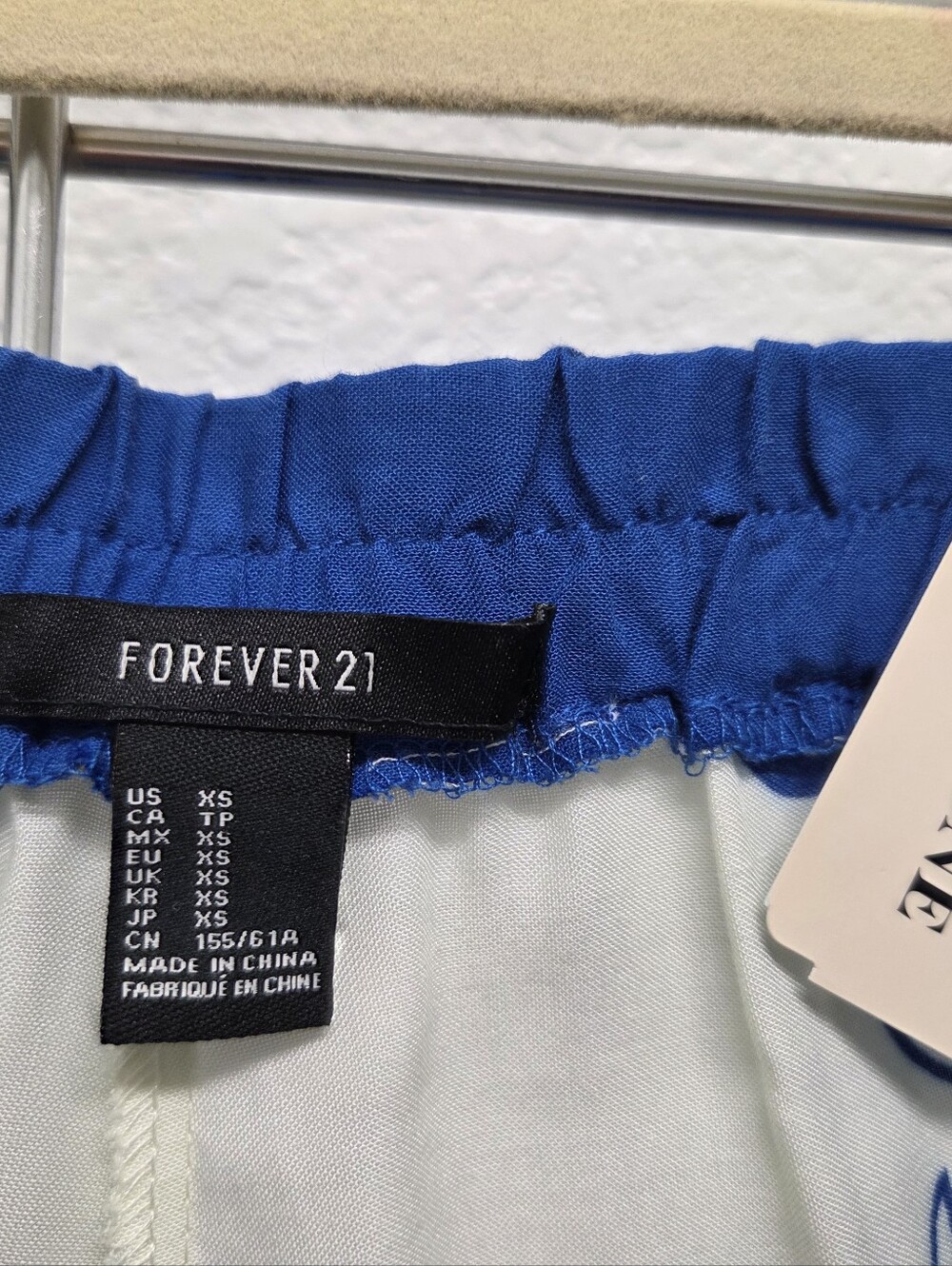 Forever 21 Cream and Blue Wide-Leg Printed Jumpsuit Pants - Picture 8 of 11